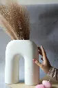 Gate vase