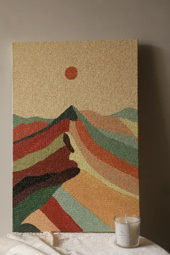 Earthy impression