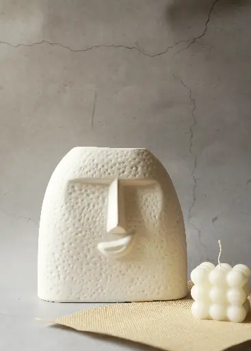 Gloomy Grace face vase
